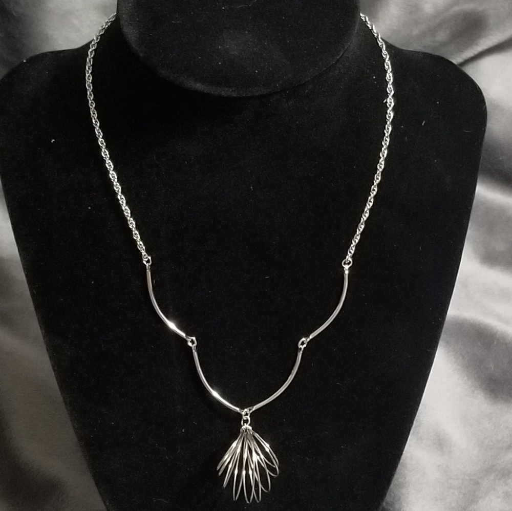 Silver Wire Sphere Pendant Necklace